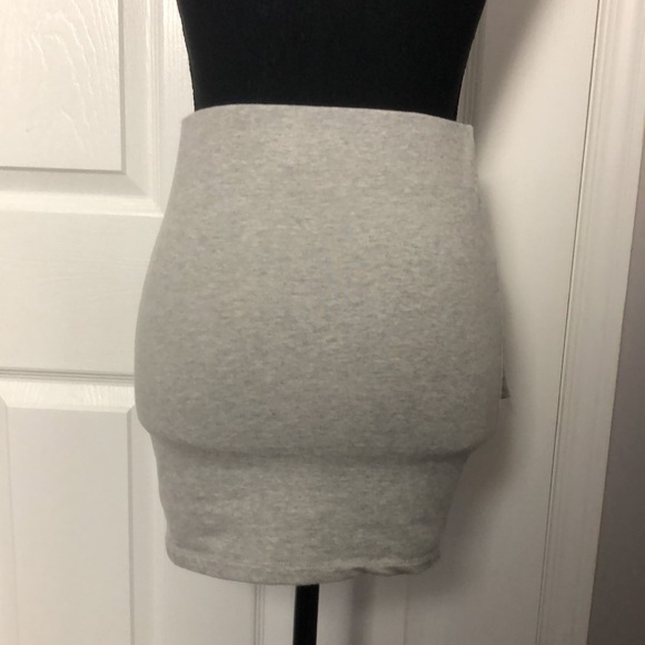 Forever 21 Mini Skirt - Picture 3 of 6